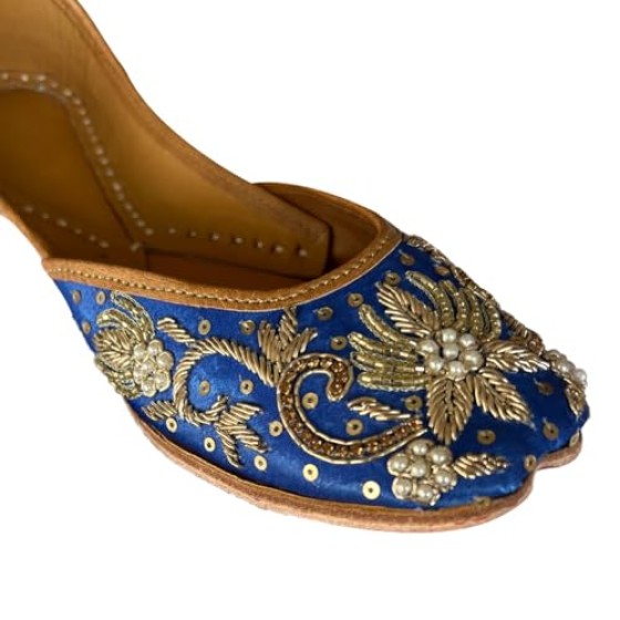 Indian Traditional Flats for Women Dressy Comfortable - Phulkari Khussa, Handmade Punjabi Jutti Ethnic Moajris for Casual & Festive Occasions